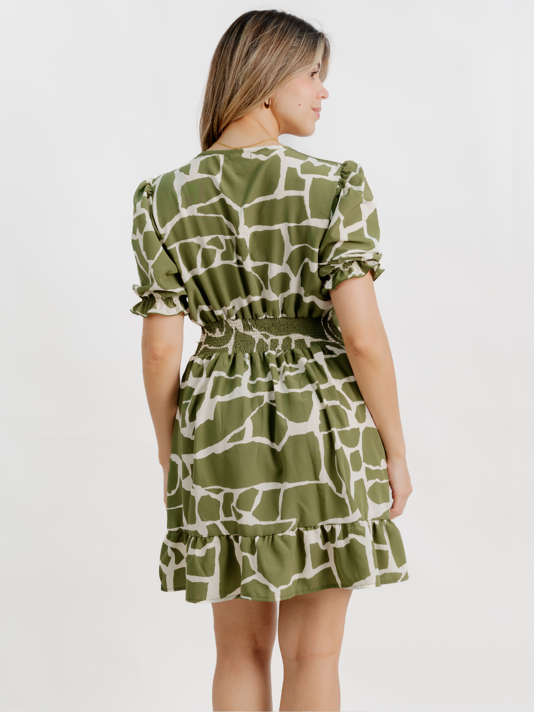 VESTIDO CORTO CON BOBO EN LA FALDA ARIEL VERDE