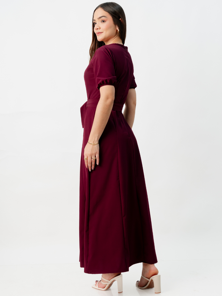 VESTIDO CASUAL LARGO EN CORTE A FERGIE BORGOÑA
