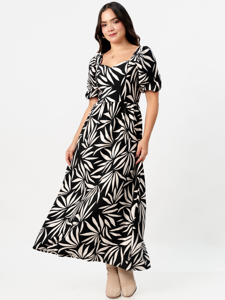 VESTIDO LARGO CON ESCOTE CORAZON FIORELLA NEGRO FLOREADO