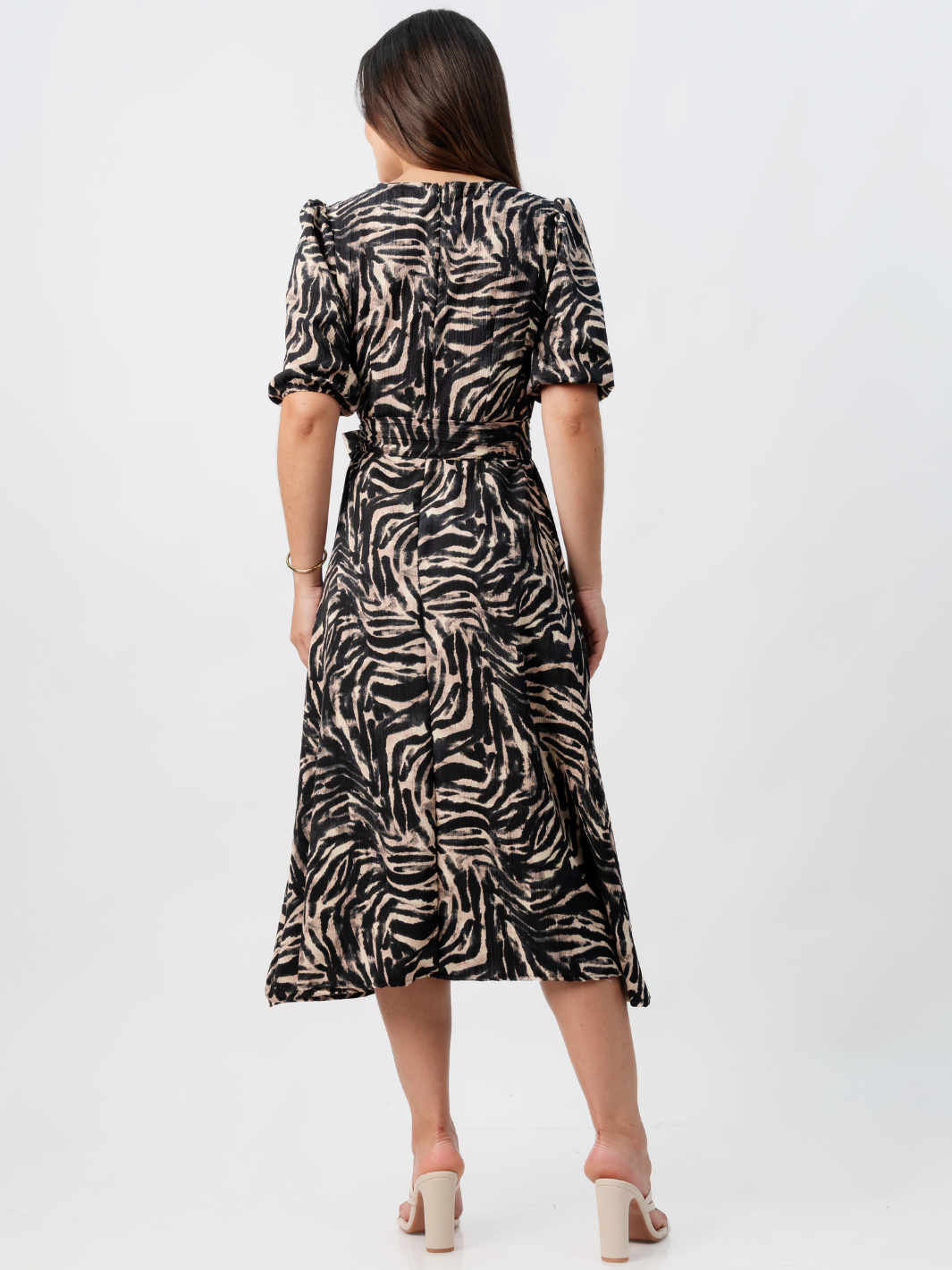 VESTIDO MIDI EN CORTE A CON LAZO SOLEDAD ANIMAL PRINT