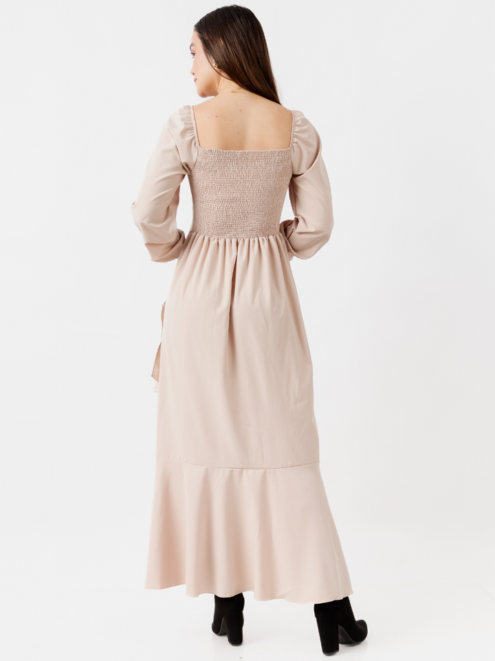 VESTIDO CON BOBO EN LA FALDA SOFIA NUDE