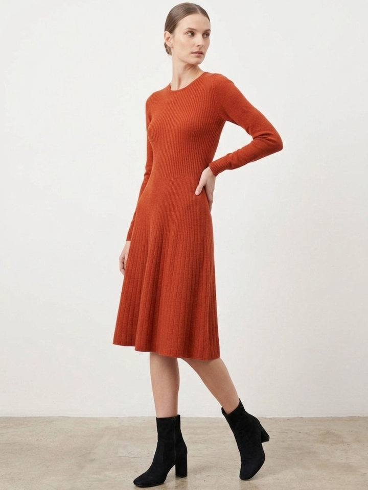 VESTIDO TEJIDO CON FALDA EN CORTE A YESENIA RUST