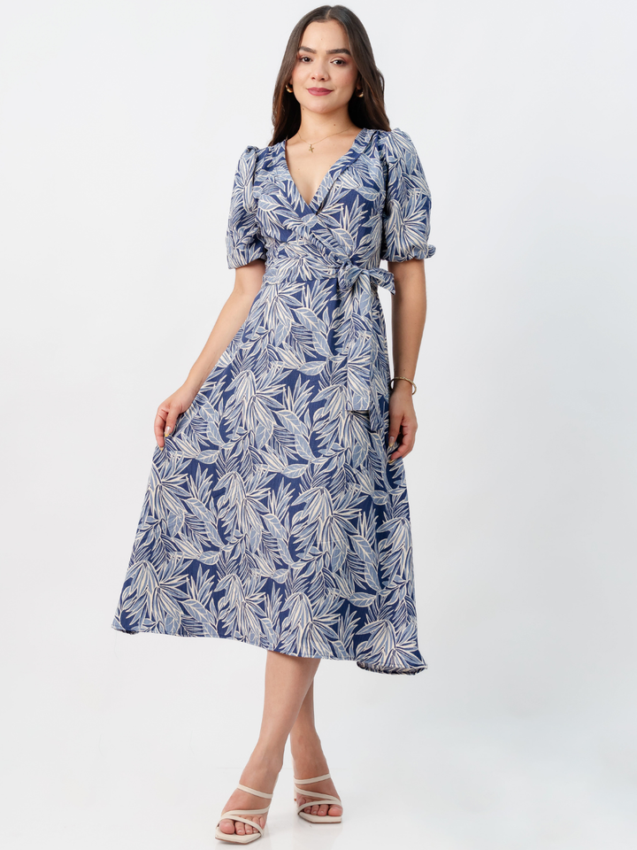 VESTIDO MIDI EN CORTE A CON LAZO SOLEDAD AZUL FLOREADO