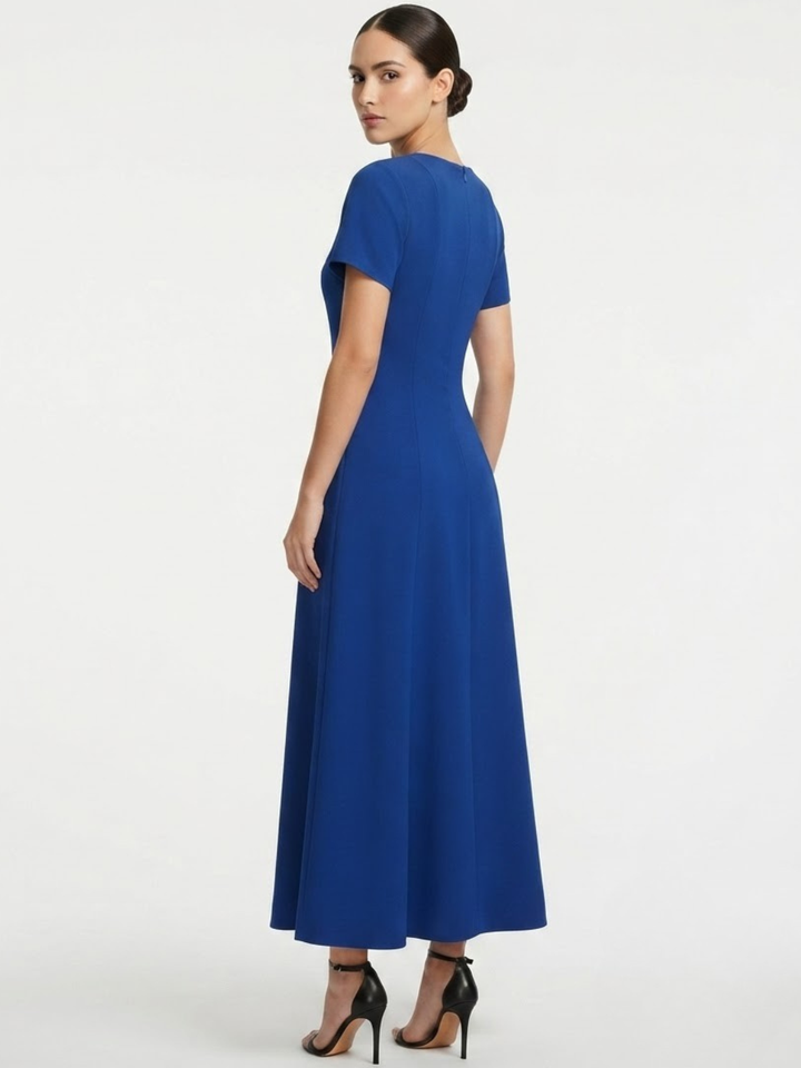 VESTIDO CASUAL CON CUELLO CUADRADO Y CORTE CAMPANA MABEL AZULINO