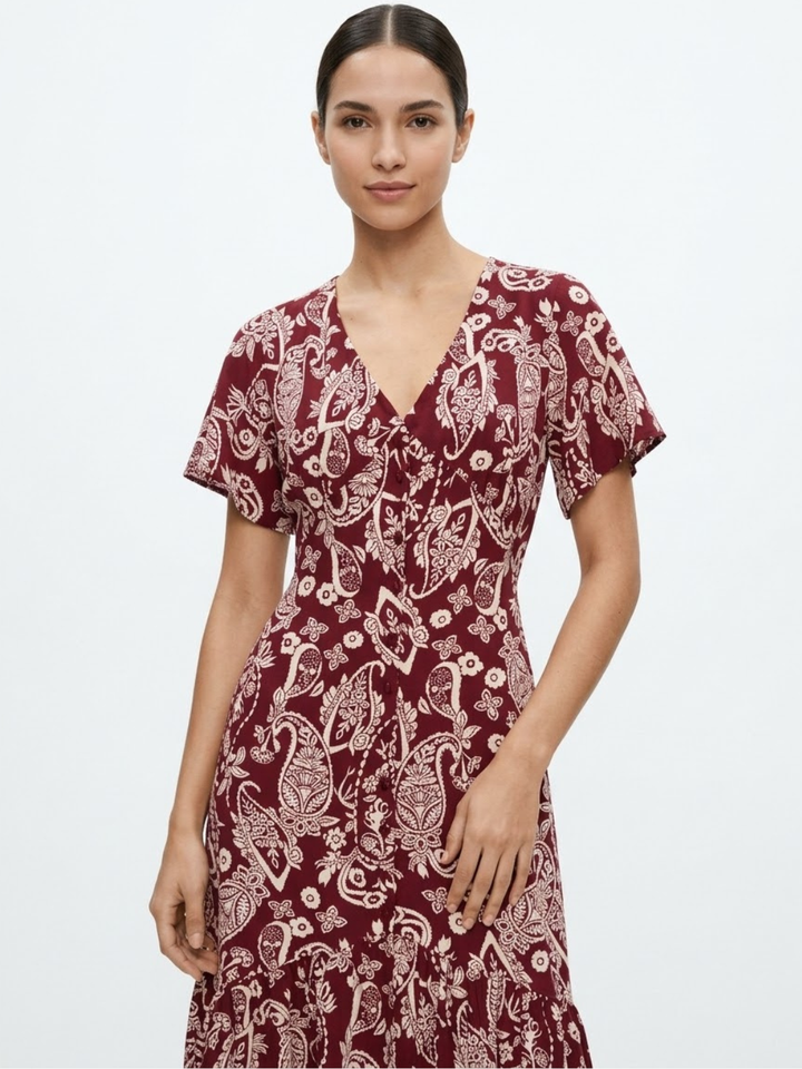 VESTIDO CASUAL CON BOTONES DELANTEROS MONSERRAT VINO FLOREADO