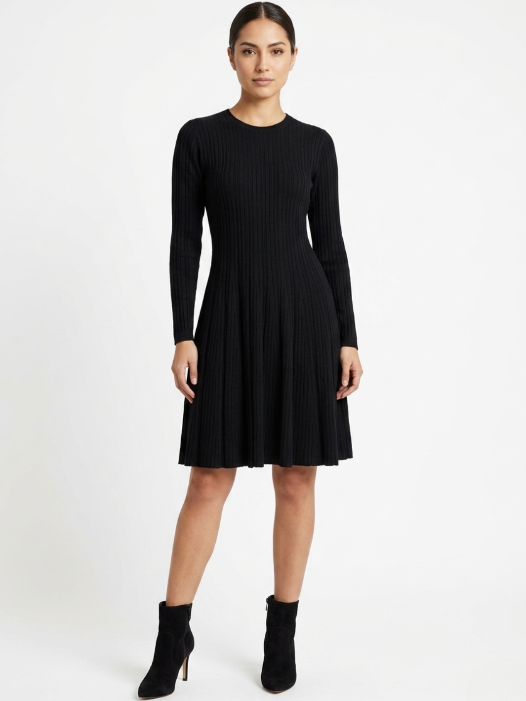 VESTIDO TEJIDO CON FALTA EN CORTE A JOANA NEGRO