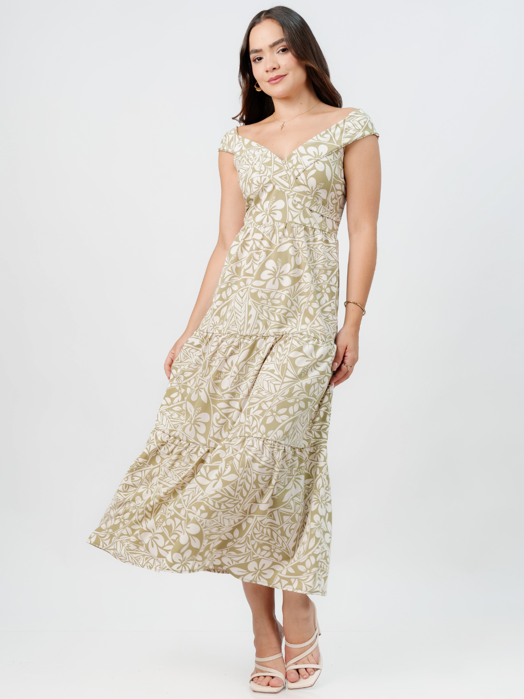 VESTIDO CASUAL CON ESCOTE SUTIL TERESA VERDE FLOREADO