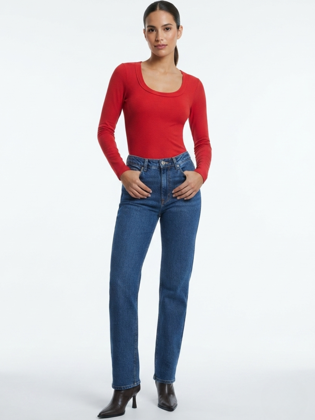 POLO MANGA LARGA CON CUELLO REDONDO NOEMI ROJO