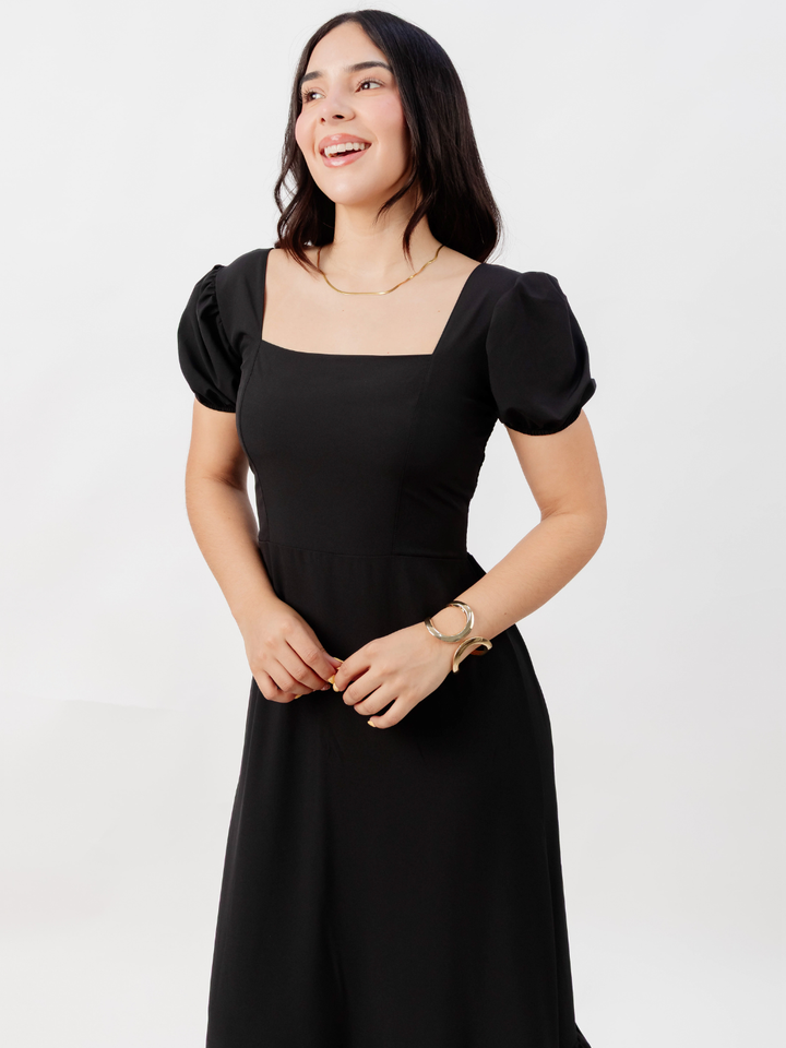 VESTIDO CASUAL CON BOBOS EN LA FALDA RUBI NEGRO