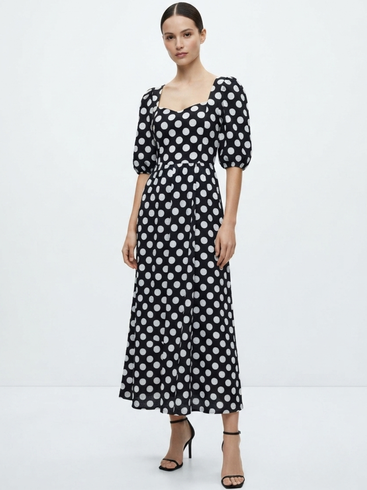 VESTIDO LARGO CON ESCOTE CORAZON FIORELLA NEGRO POLKA DOTS