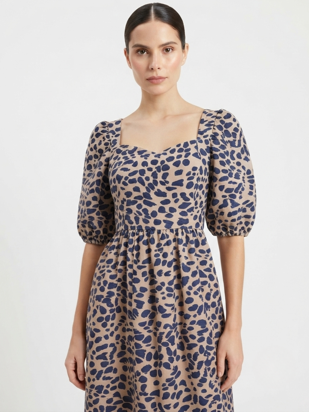 VESTIDO LARGO CON ESCOTE CORAZON FIORELLA MOCA / AZUL