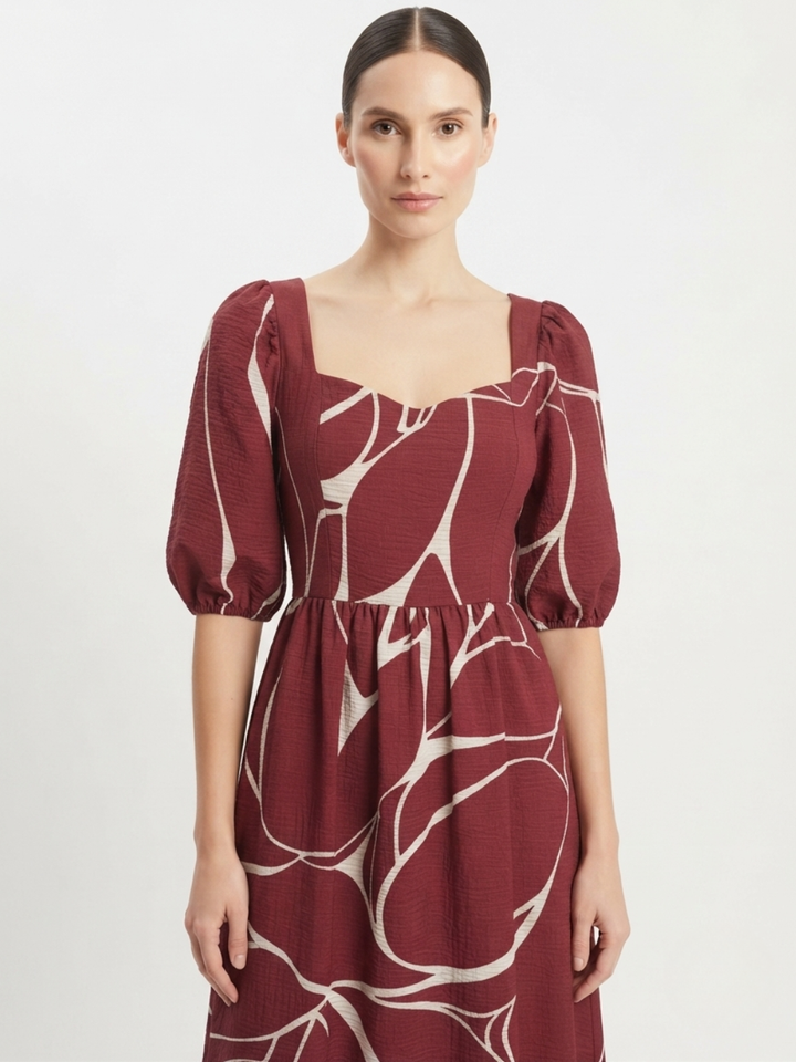 VESTIDO LARGO CON ESCOTE CORAZON FIORELLA VINO / PERLA
