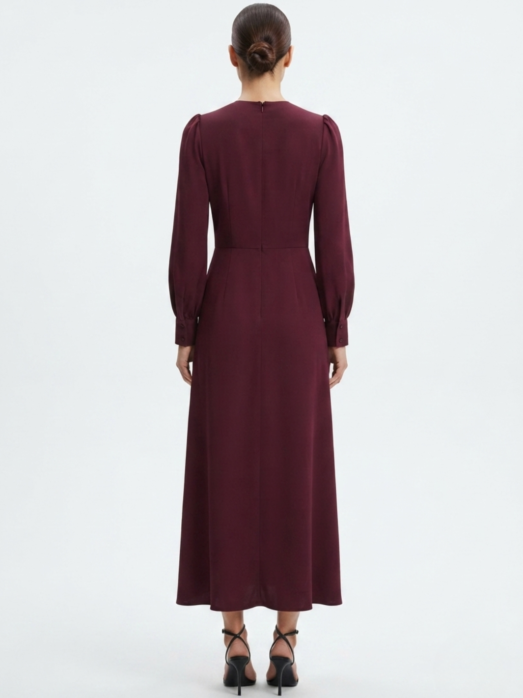 VESTIDO MANGA LARGA CON CUELLO CRUZADO Y CORTE A BARBARA VINO