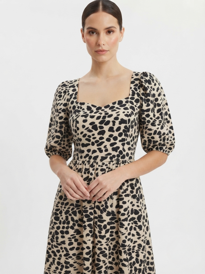 VESTIDO LARGO CON ESCOTE CORAZON FIORELLA BEIGE / NEGRO