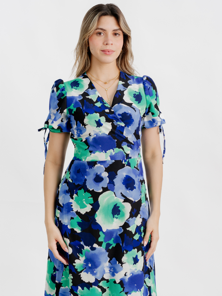 VESTIDO ENVOLVENTE BRISA AZUL FLOREADO