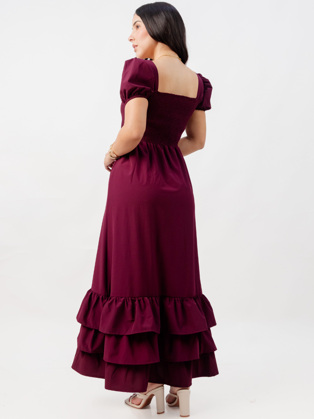 VESTIDO CASUAL CON BOBOS EN LA FALDA RUBI BORGOÑA